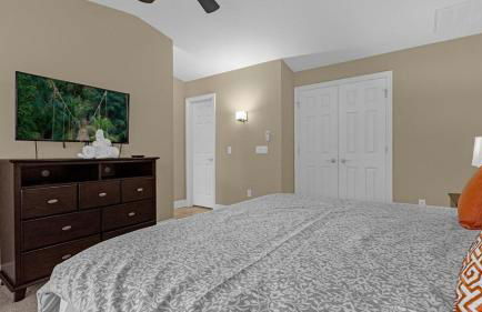 Sun, Fun & Summer Getaway - TownHome by Disney! - Photo 28