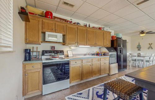 Outdoor Spa and Dock! Scenic Norris Lake Retreat - Foto 18