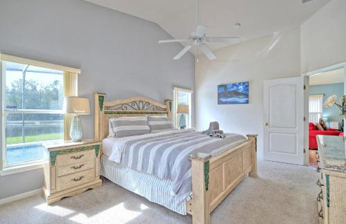 Sunny lake view villa with pool spa - close to attractions - Foto 8