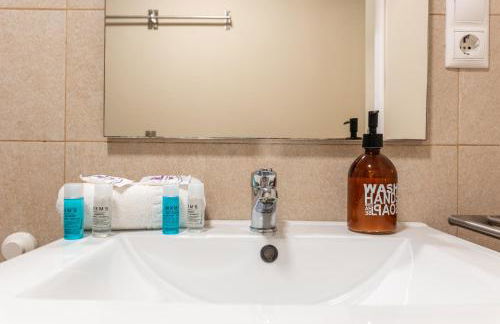 WintowinRentals Cozy newly renovated apartment in Malaga - Foto 73