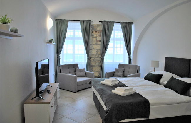 White Swan Boutique Apartments - Foto 13