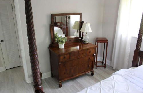 Coastal Village Retreat - Photo 27