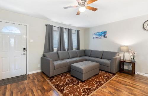 Charming entire ranch home with free parking - Foto 7