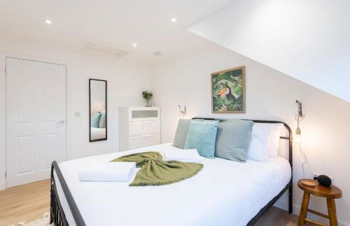 The Pinkish House - 4 bed home in the town centre - Foto 30