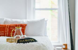 Jungle House Luxury Homes - Columbus Downtown Short North - Steps to Convention Center & Nationwide Arena - Sleeps up to 8 - Free Parking - Over 5,800 Five Stars - Foto 37