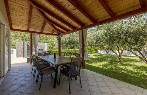 Villa Arbareto with heated swimming pool - Photo 38