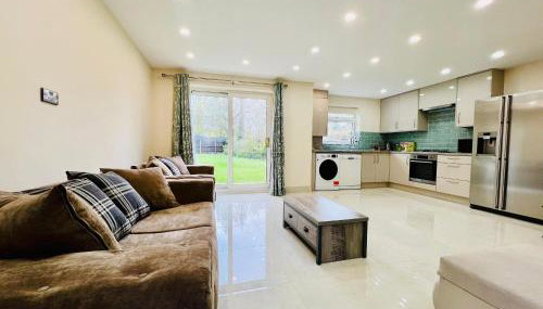 2 Bedroom Flat or Appartment near Heathrow with Garden - Foto 2