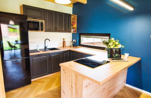 Rumiane Chatki - Domki z Jacuzzi i Basenem - Foto 5