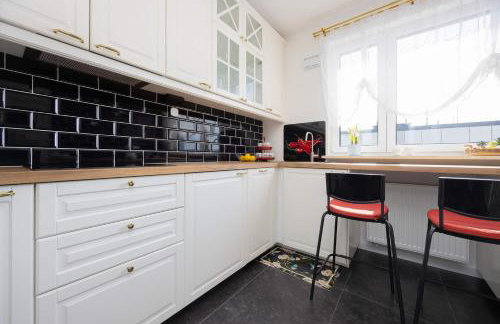 Exceptional Apartment in Warsaw with Parking by Noclegi Renters - Foto 4