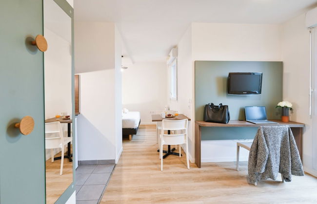 Comfort Aparthotel Versailles Saint Cyr l'Ecole - Foto 52