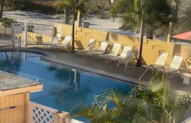 Beachfront Condo On Quiet Treasure Island- 1 Bed - Photo 28