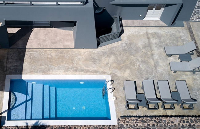 Theano Cave Suites & Villas - Photo 12