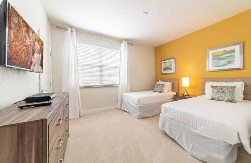 Charming Townhome With Private Pool Near Disney - Foto 32