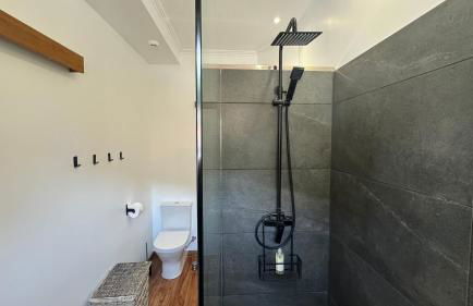 The Modern & Recycled House - Photo 36