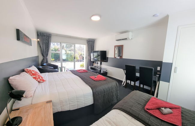 Alpine Motel - Photo 40