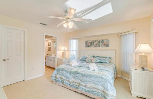 Beachy Port Charlotte Home with Hot Tub and Pool! - Foto 12
