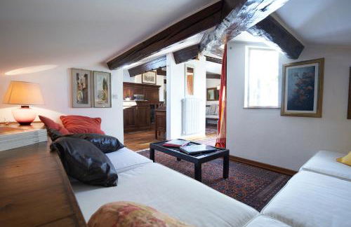 Green Nest Apartments - Photo 24