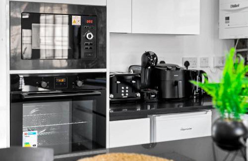 Charming Harvington Cottage - Hot Tub, Pet Friendly, Sleeps 11 - Foto 55