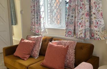 Charming Country Cottage with Lovely Views - Foto 28