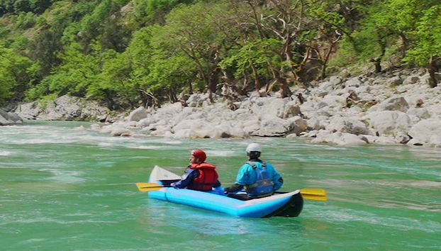 Descenso por el río Aracto
