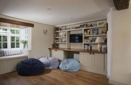 Sparnal Stitch and the Hideaway - Foto 8