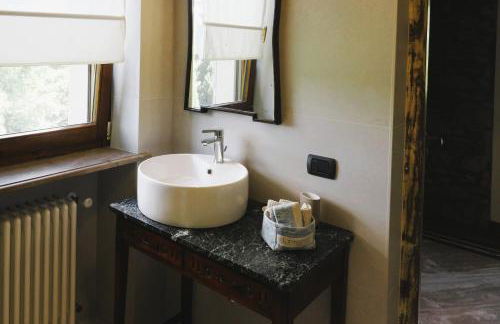 Sant'Andrea - Monticello Apartments - Photo 16