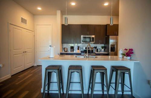 Boulevard Stays Nature Escape 2BR Suite Gym Pool Parking - Foto 2