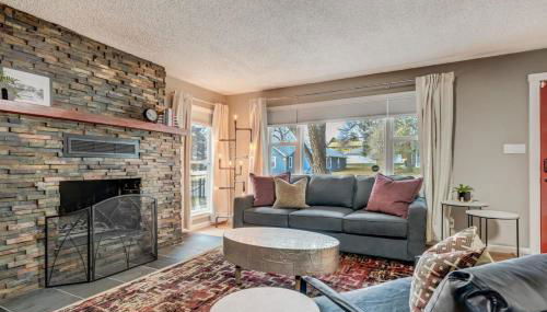 Blackstone Trails Downtown w BBQ & Fire Pit - Foto 1