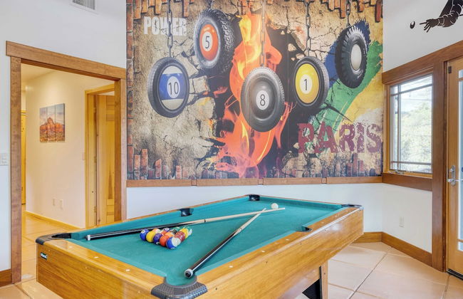 Cathedral View by Avantstay Pool Table + Hot Tub - Photo 7