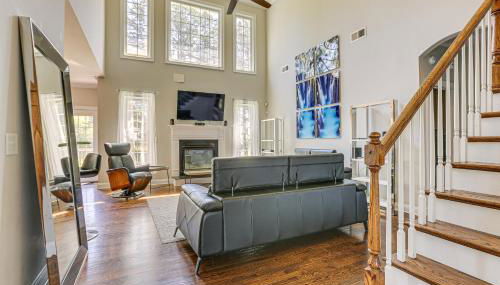 Spacious High Point Family Home with Yard and Grill - Foto 5