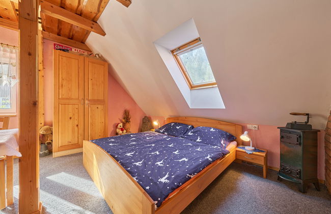 1 bedroom Apartment in Stárkov with swimming pool and garden - Photo 1