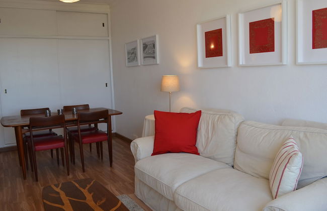 Cozy Apartment in Estoril - Photo 9