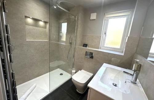 Trewhiddle Retreat V14 by Together Travel - Luxury 4-Bedroom Villa - Foto 15