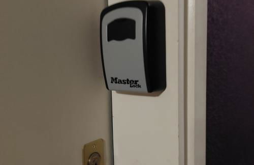 La Pause Valognaise "Parking privé" - Foto 18