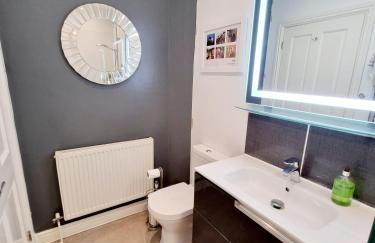 Cosy Family Haven: Spacious 3-Bedroom Retreat in Christchurch - Foto 13