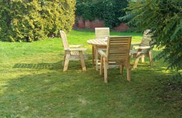 2 Bedroom Garden Flat - Foto 10