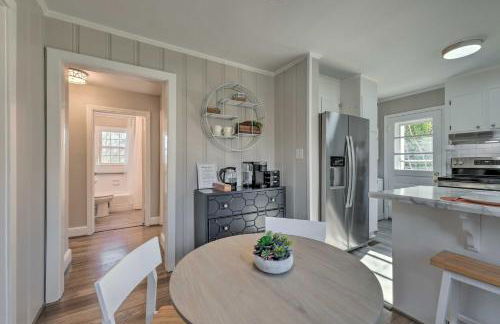 Mid-Century Modern Cottage in Ardmore Area! - Photo 13