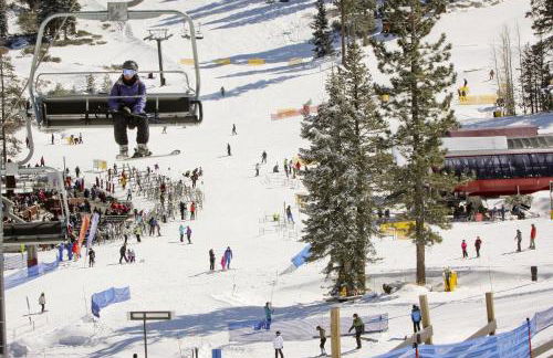 VIP Ski-In Ski-Out Northstar Ski Trails by Sierra Getaways - Foto 20