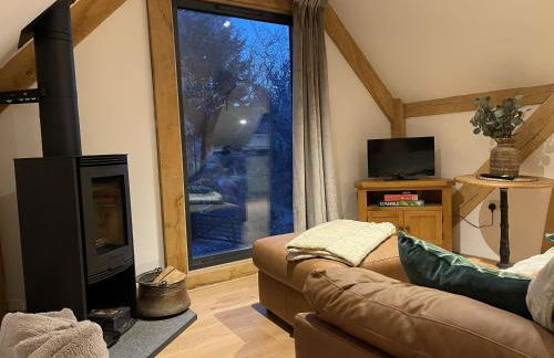 Upper Gelli Luxury Holiday Lodge, Converted Dairy & Cosy Shepherds Huts - Photo 28