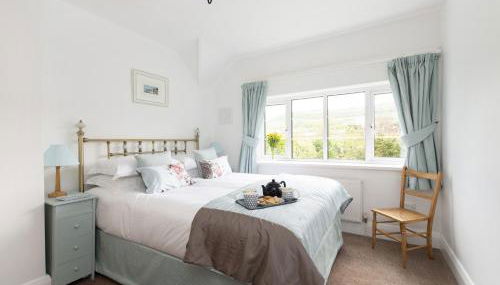 Apple Blossom - Photo 3