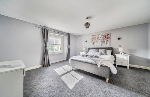 Cosy Apartment Above Village Pub - Photo 1