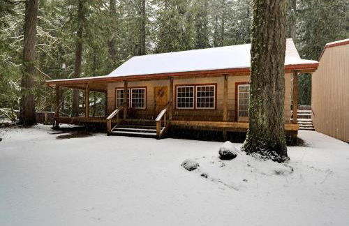 Whispering Pines - Cabin w hot tub - Foto 72