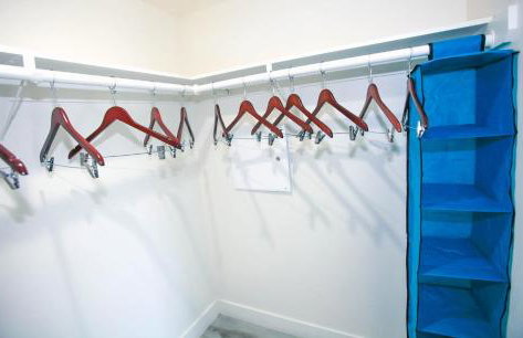 Stylish 3 BR/3BR family house - Photo 13