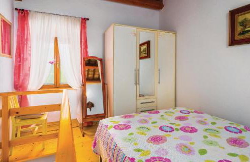 One-Bedroom Holiday Home In Bartici - Photo 17