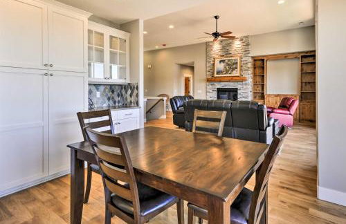 Chic Willamette Valley Home with Deck and Vineyard! - Foto 10