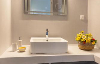 Elia Syros - Photo 19