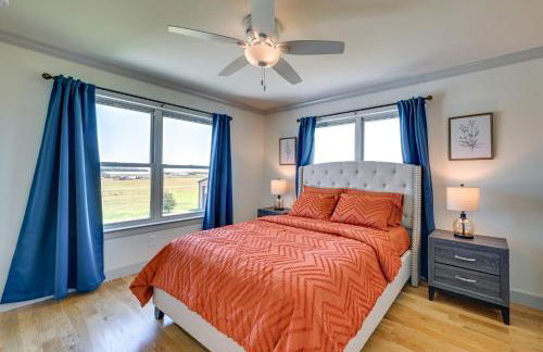 26-Acre Pilot Point Ranch Home with Pool and Mini Golf - Foto 27