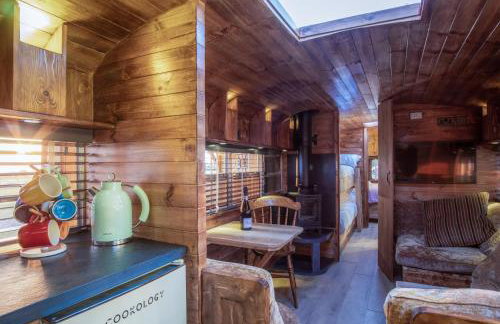 American School Bus - 1 Bedroom - Blossom Farm - Tiers Cross - Foto 44