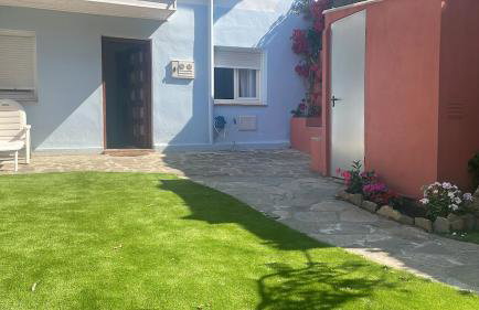 Garden house in the center - Photo 9