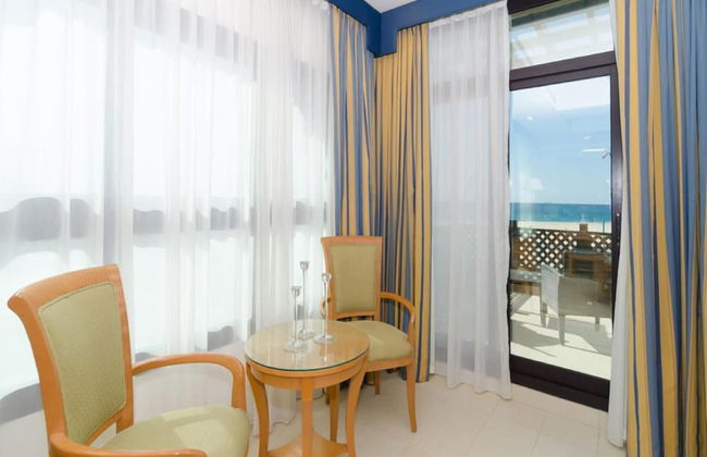 Roda Beach Resort - Photo 15